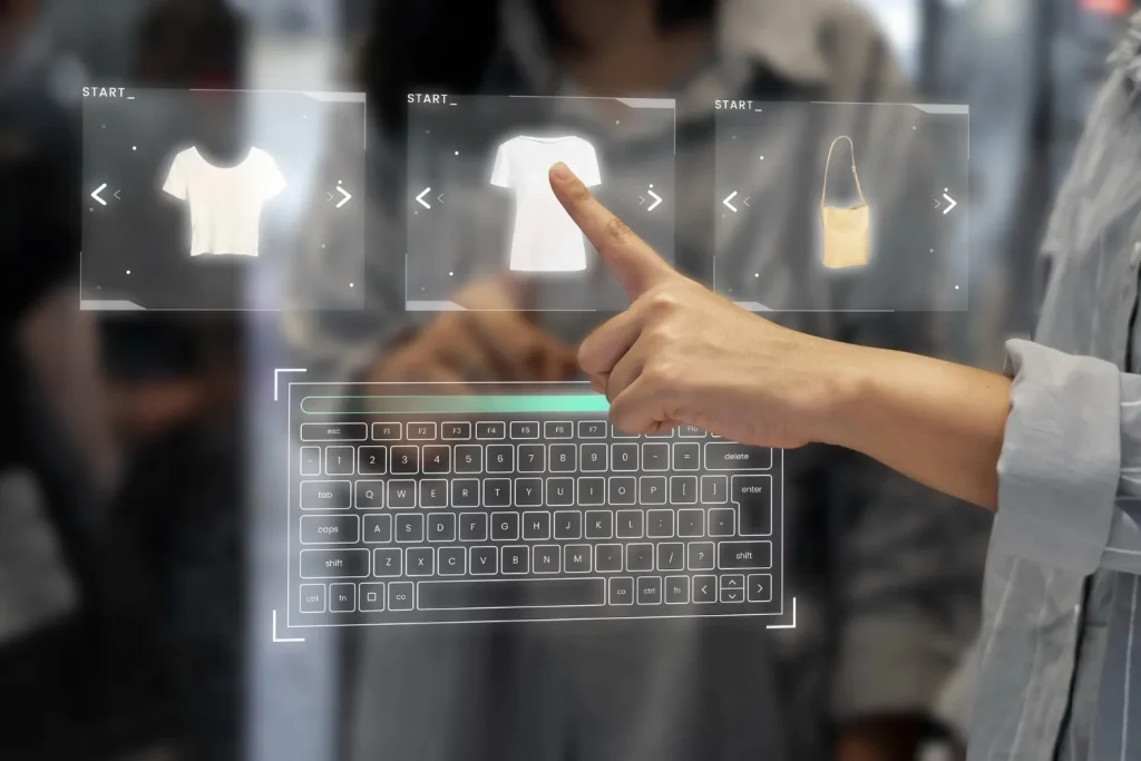 ¿Cómo conquistar el Digital Shelf para que tus productos se destaquen? 6 como conquistar el digital shelf para que tus productos se destaquen pantalla transparente con productos destacados (blog digital shelf)
