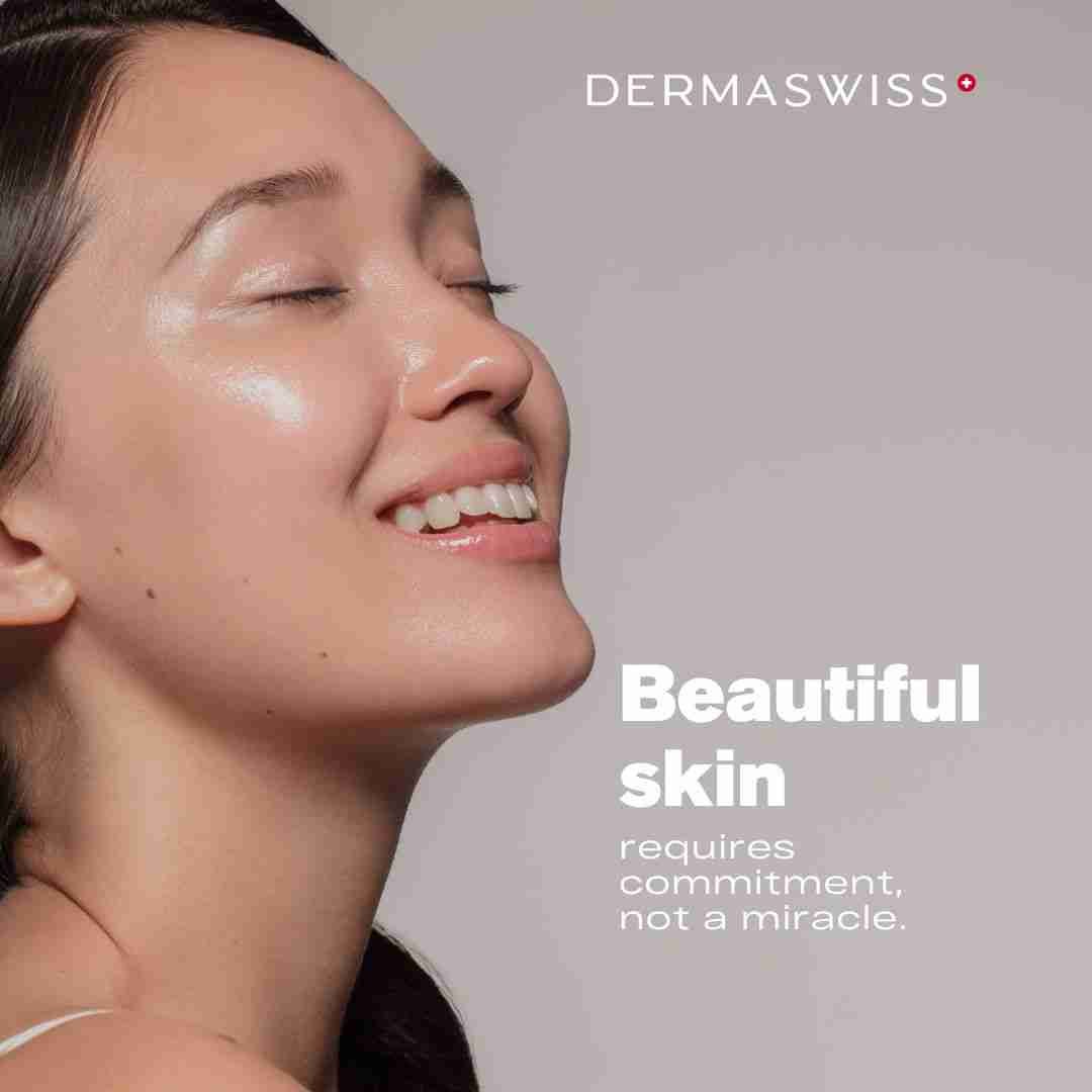 Dermaswiss 3 8 OCT Mujer luciendo su piel (ejemplo de posta para redes sociales Dermaswiss)